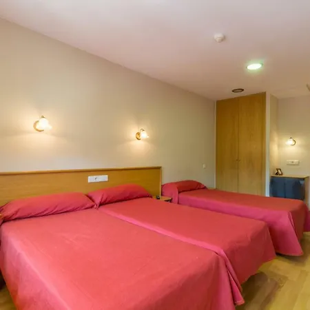 Costa Hotel *